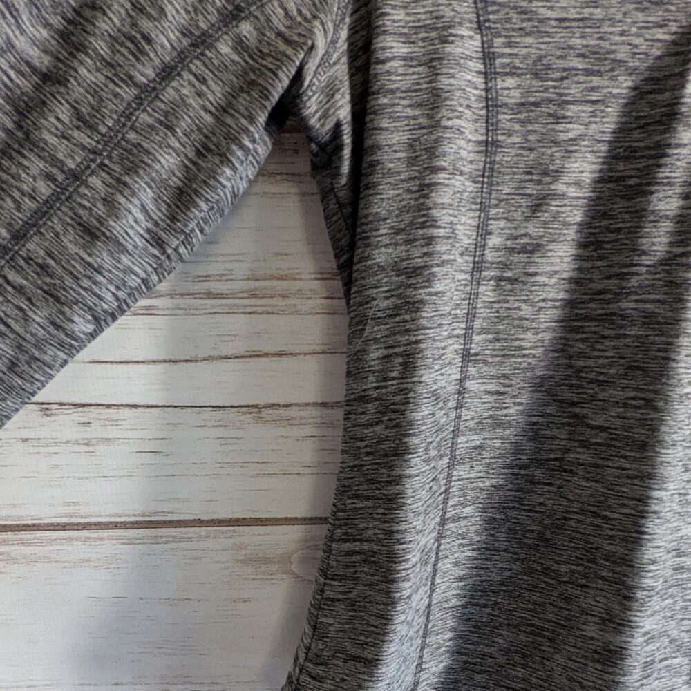 Old Navy Active Space Dyed Half Zip Pull Over sz Medium - Picture 4 of 6